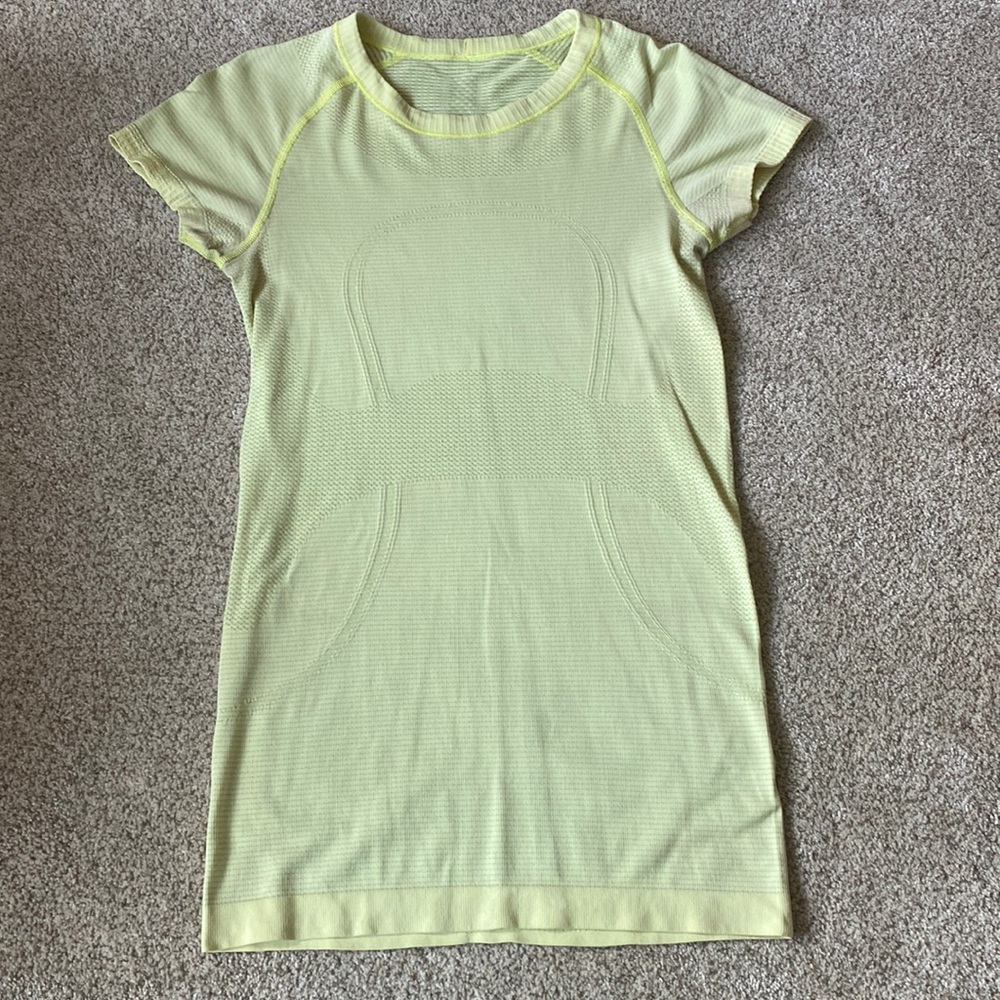 Lululemon Swiftly Tech Tee